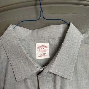Brooks Brothers non-iron dress shirt 18-36 gray